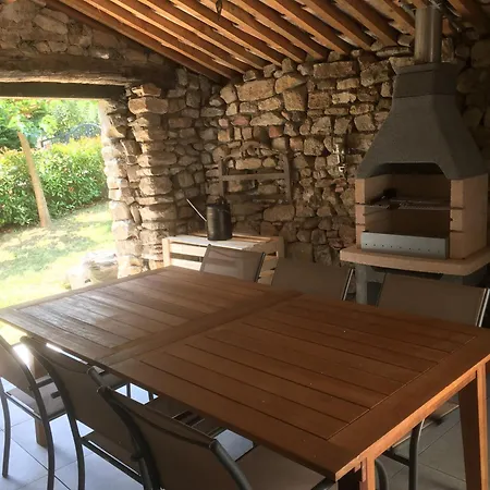 Holiday home Magnanerie Leony 2 *